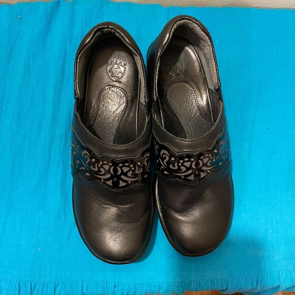 Ariat Tambour Womens Black Leather Slip-On Clogs with Laser Cut Detail Size 7 US - Picture 4 of 11